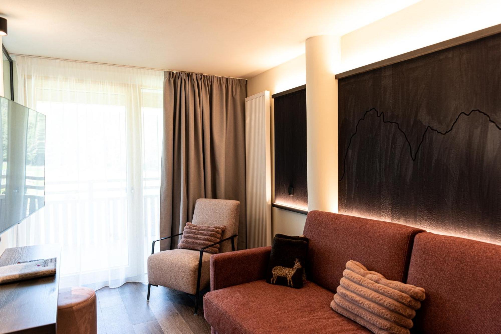Hotel Pinei 4*
